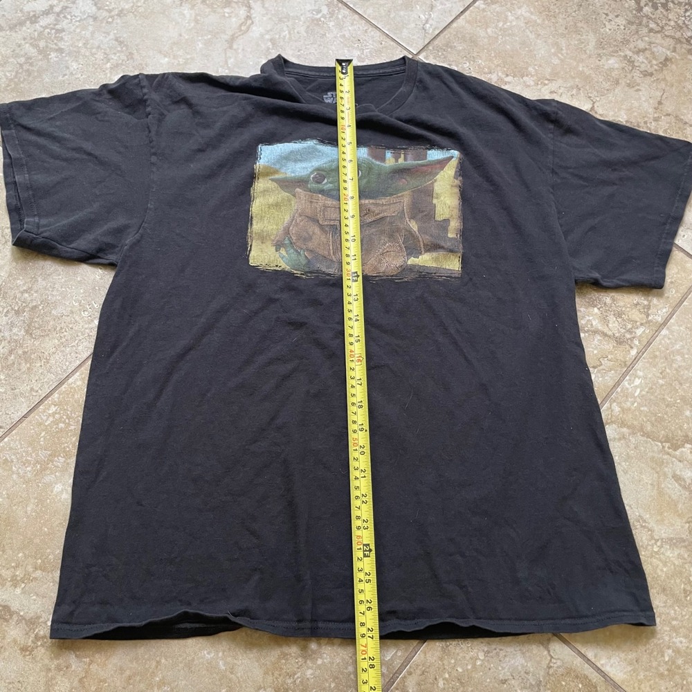 Star Wars The Mandalorian Baby Yoda Graphic T-Shirt Black XL - Picture 3 of 4